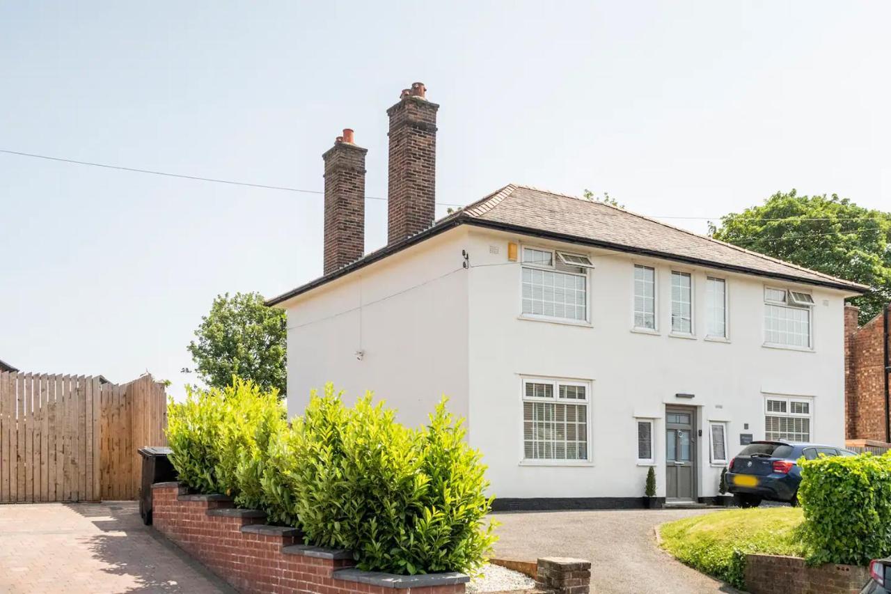 Charming Chester Studio With Private Garden & Free Parking 外观 照片